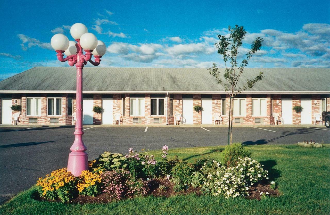 Motel Invitation Sainte-Marie Exterior photo